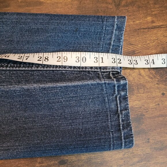 Earl Jeans Size 10 Mid Rise Straight Jeweled Button Flap Wings Medium Light - Picture 9 of 11